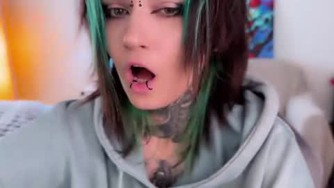   DianaBrite            fansl y online show from June 14, 1:00 pm
