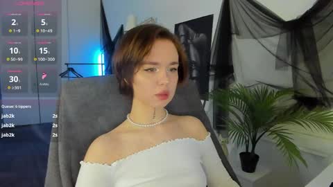 Alice online show from March 26, 9:16 pm