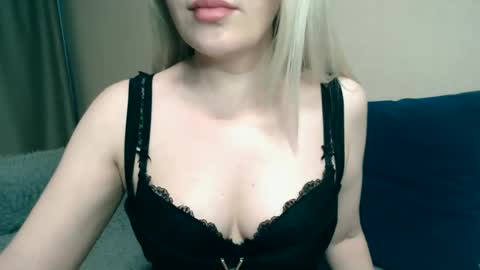 Rita online show from December 10, 4:02 am