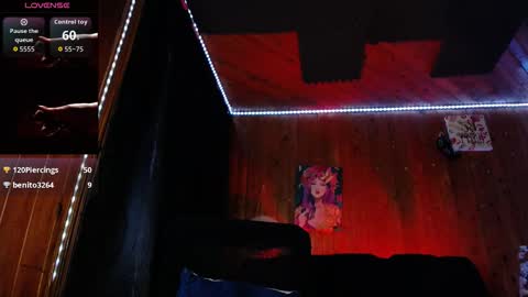 Robin online show from October 12, 11:07 pm