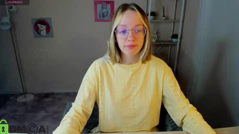 Rockett online show from October 9, 1:54 am