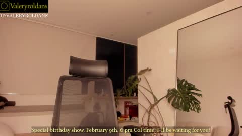 Valery Roldans online show from February 3, 1:16 am