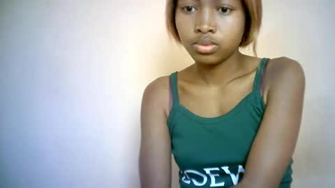rominah_20 online show from July 22, 8:15 am