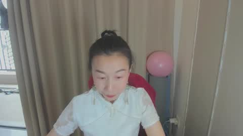 rongrong0329 online show from May 27, 1:57 am