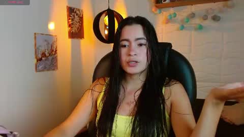 R O S A L I A online show from June 16, 4:35 am