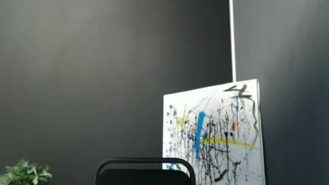 Rosalina online show from April 8, 2:30 pm