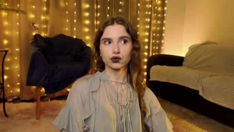 Kylie online show from April 6, 5:25 pm