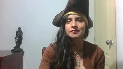 rosasvioletas online show from November 1, 3:32 am