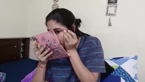 rose_towers4 online show from October 3, 10:20 am