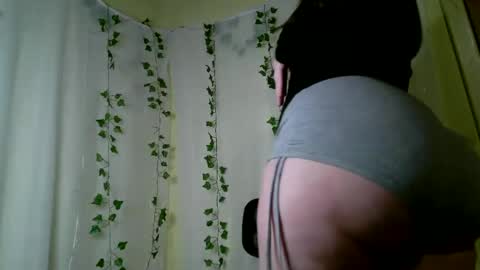 roselovesyou321 online show from December 24, 5:27 am