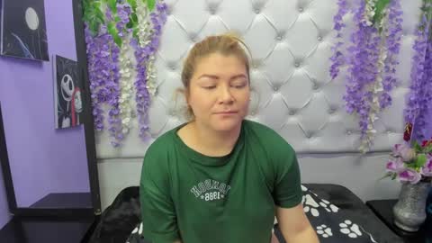 Julieta online show from September 29, 1:16 pm