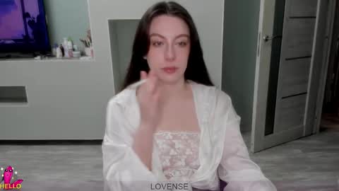 Julia online show from May 31, 7:26 pm