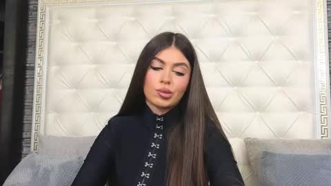 Gabriela online show from December 4, 8:27 am