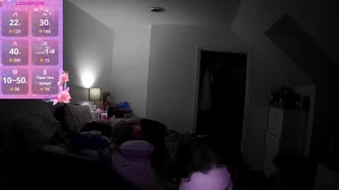 rosie8965804 online show from September 27, 4:19 am