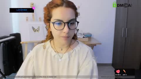 Rosie online show from October 6, 1:50 pm