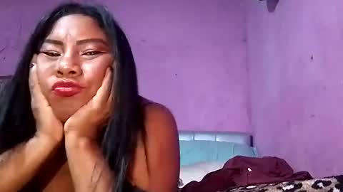 rosmerynavarro online show from February 12, 2:35 am