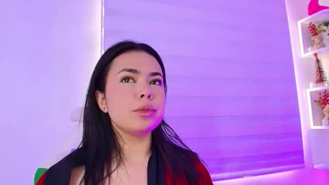   online show from March 3, 7:09 pm