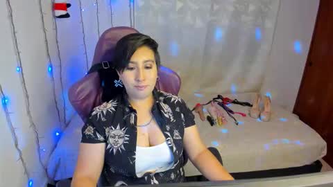 ROSSE DEMOND  online show from February 21, 12:22 am