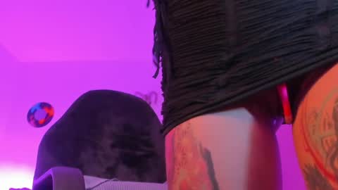 rot_wallace online show from April 9, 10:04 pm