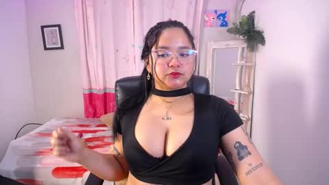 rous_25 online show from October 26, 11:38 am