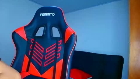 rousse_violet online show from November 4, 10:15 pm