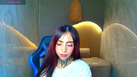 Roux  online show from February 18, 8:41 pm