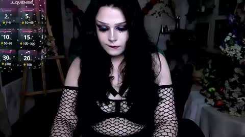 rouzfarrelll online show from October 8, 11:36 am