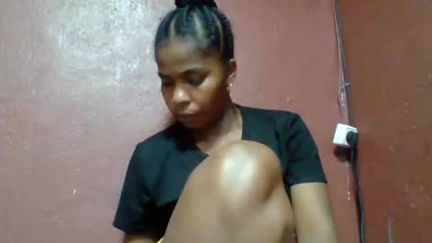 rovaelyah online show from March 2, 1:18 pm