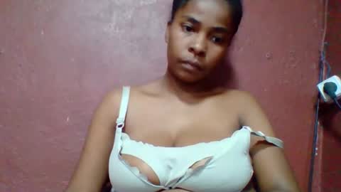 rovaelyah online show from April 9, 6:19 am