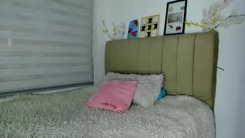 Roxx online show from January 22, 3:31 am