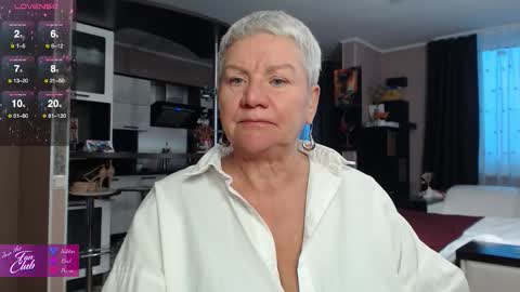 Roxana online show from February 8, 2:43 pm