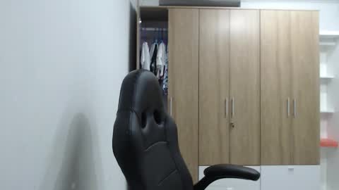 Roxana online show from March 9, 2:15 am