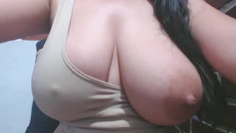 roxxy online show from March 7, 11:40 am