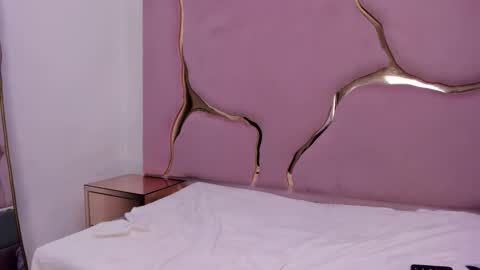 RoxanneBloom online show from December 2, 4:58 am