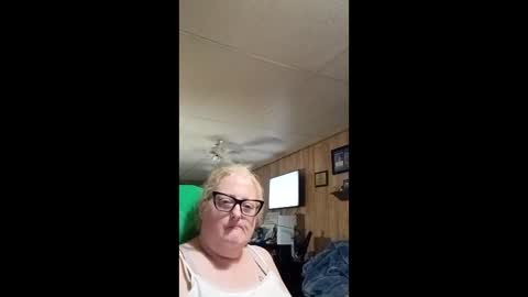 Roxi online show from March 21, 3:11 am