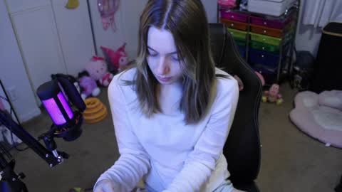 roxie online show from October 8, 1:48 pm