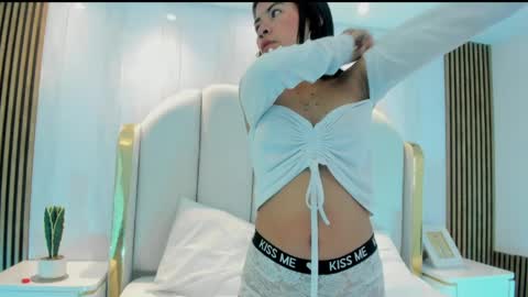 Roxy online show from April 12, 11:57 am