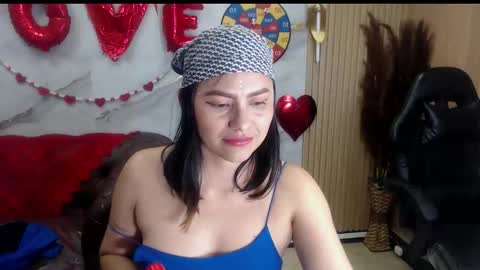 Roxy online show from February 12, 9:16 pm