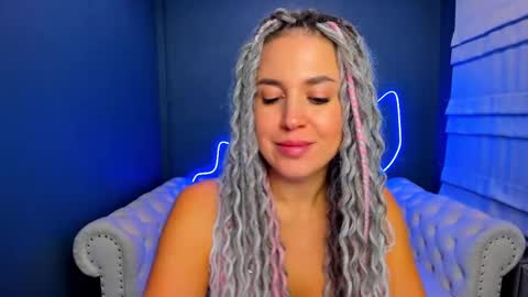 Roxy online show from October 7, 1:32 am