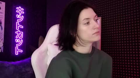 roxy_riot_ online show from March 9, 1:25 am