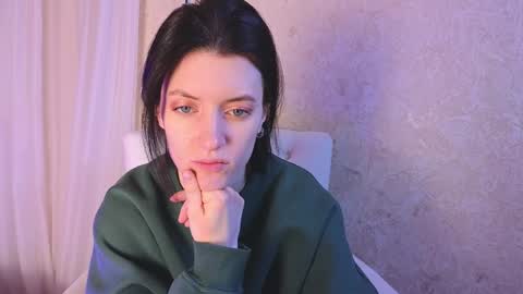 roxy_riot_ online show from February 26, 1:25 am