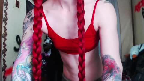 Roxy online show from April 18, 8:42 pm