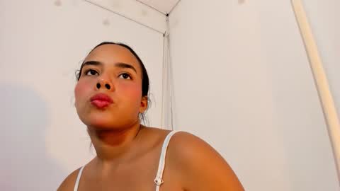 roxy_stone1 online show from December 20, 8:02 pm