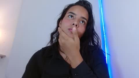 roxy_stone1 online show from September 29, 9:31 pm