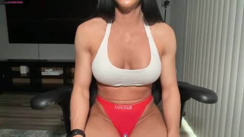 roxyheartley online show from March 12, 9:39 pm