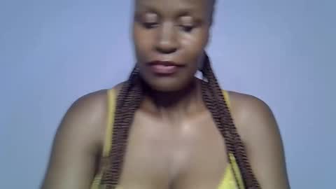 rozie34 online show from April 30, 9:19 pm