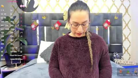 RubbyTaylor online show from December 1, 2:42 pm