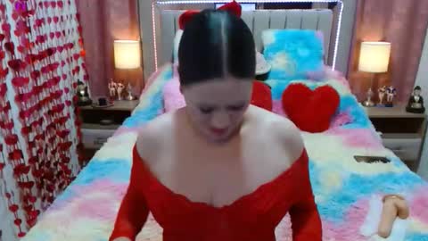 rubi82_ online show from April 2, 11:02 pm