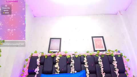 Rubi online show from October 1, 7:52 pm