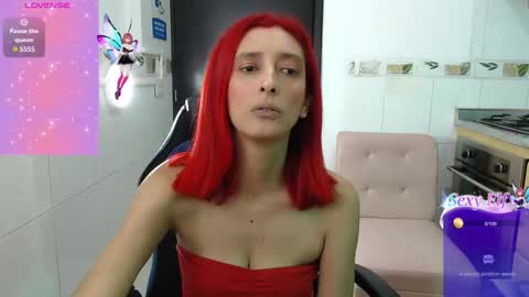ruby_your_milf online show from January 12, 4:45 pm
